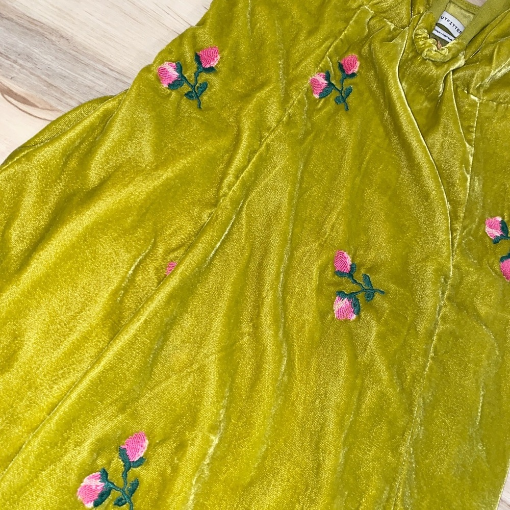 Urban Outfitters Velvet Flower Dress - Picture 2 of 2